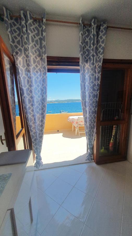 Appartamento Oltremare Vista Mare La Maddalena  Exteriör bild
