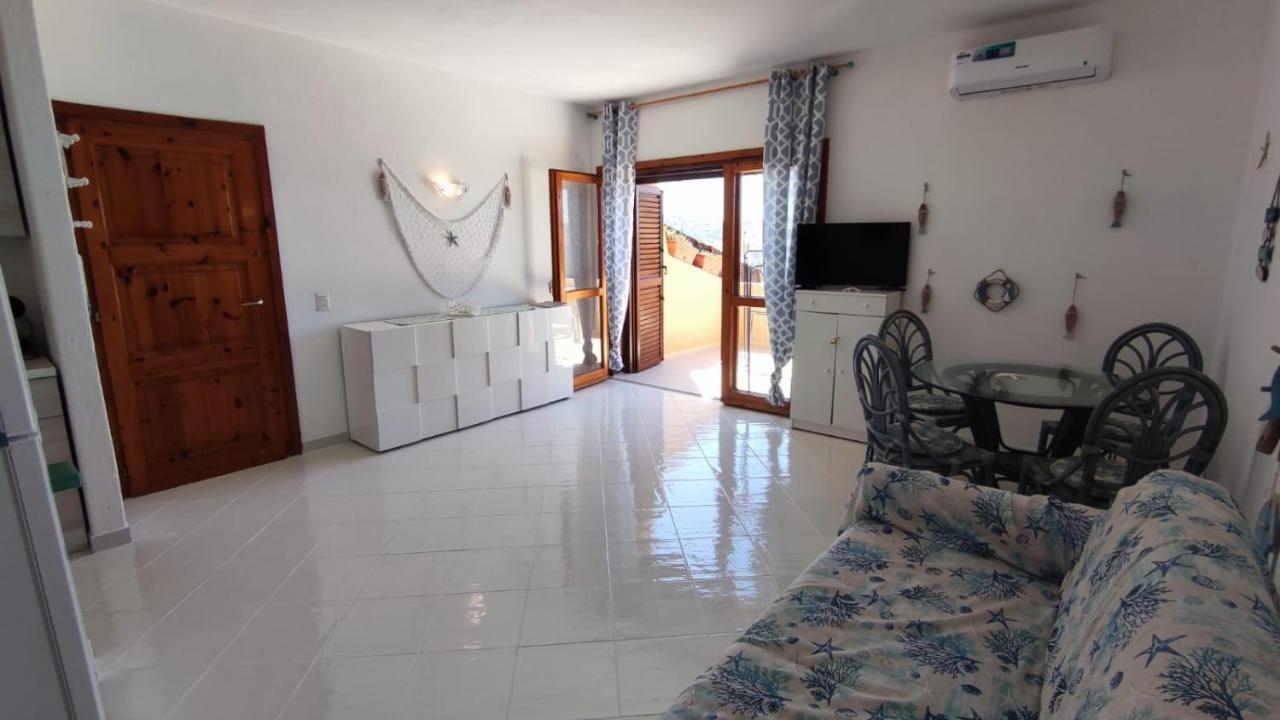 Appartamento Oltremare Vista Mare La Maddalena  Exteriör bild